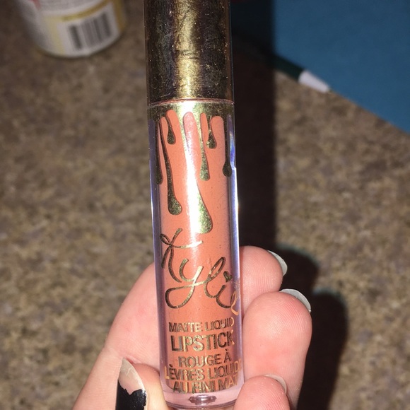 Bundle of 7 lipsticks - Picture 2 of 3